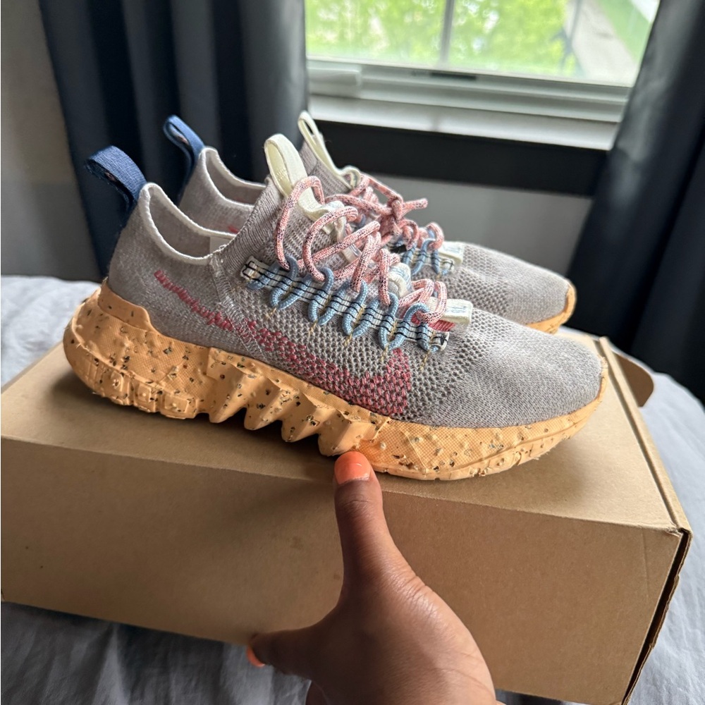 Nike Space Hippie 01